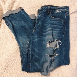 AE Boyfriend Jeans
